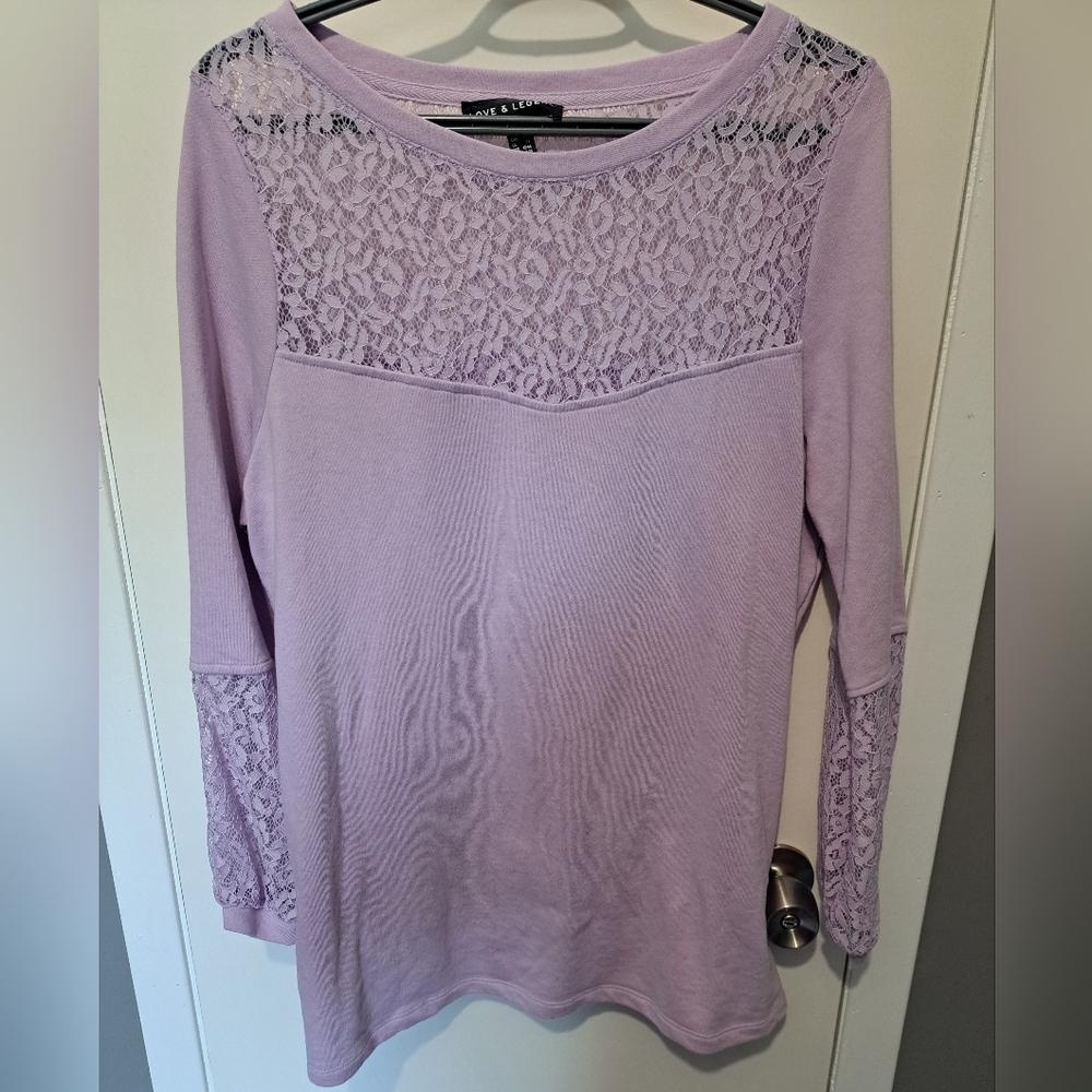 Women's Lavender Lace Top
